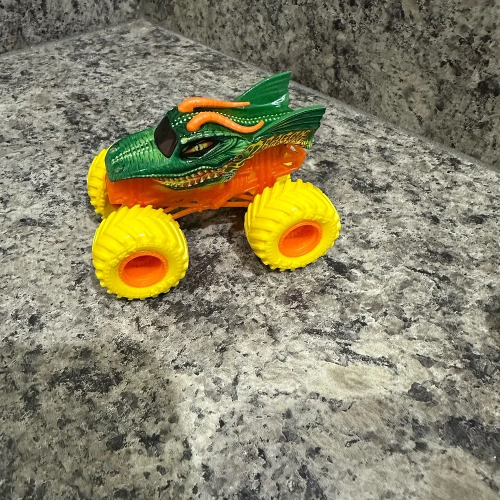 3 Monster Truck Toy Set